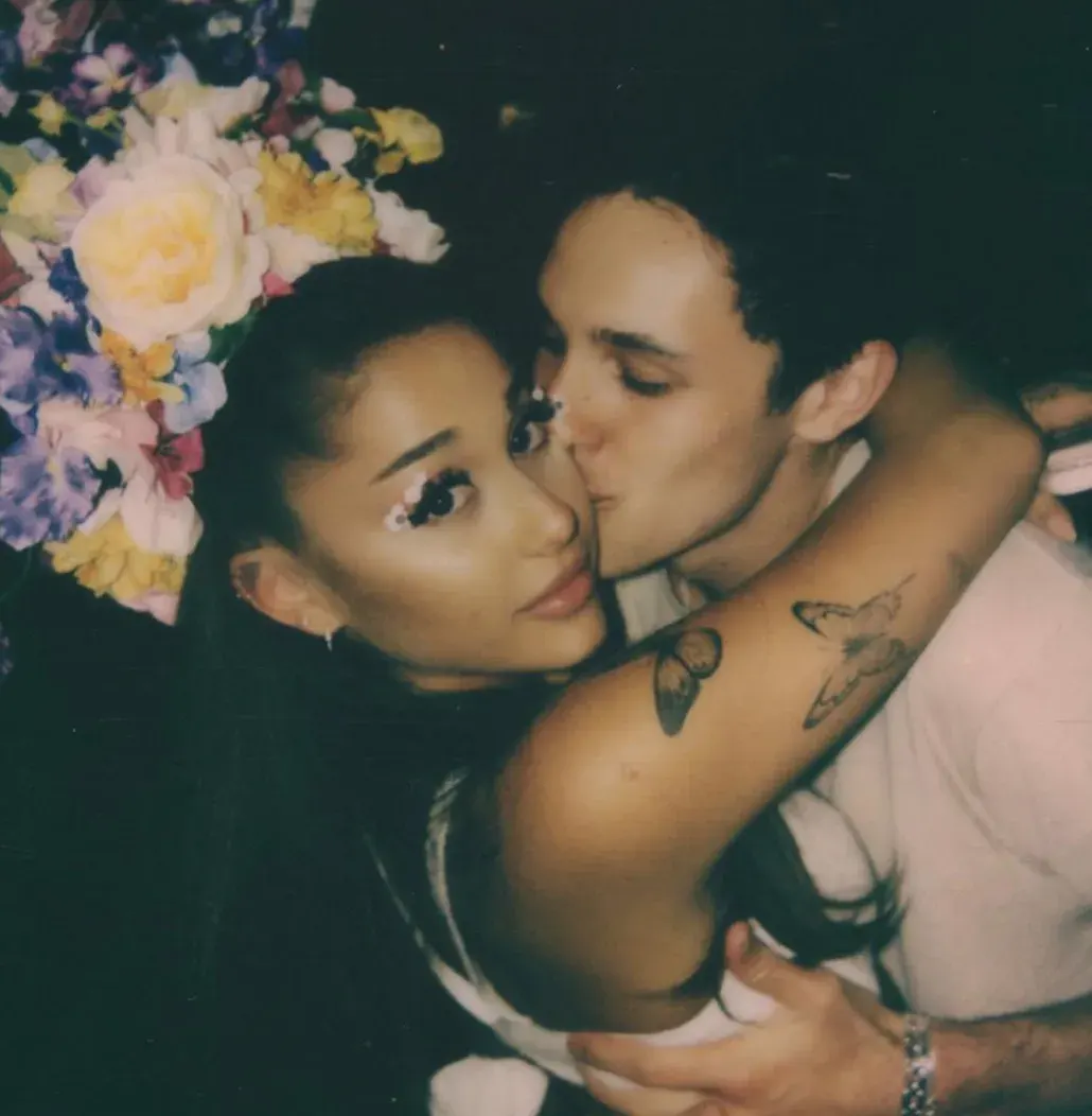 Ariana Grande and Dalton Gomez in Relationship